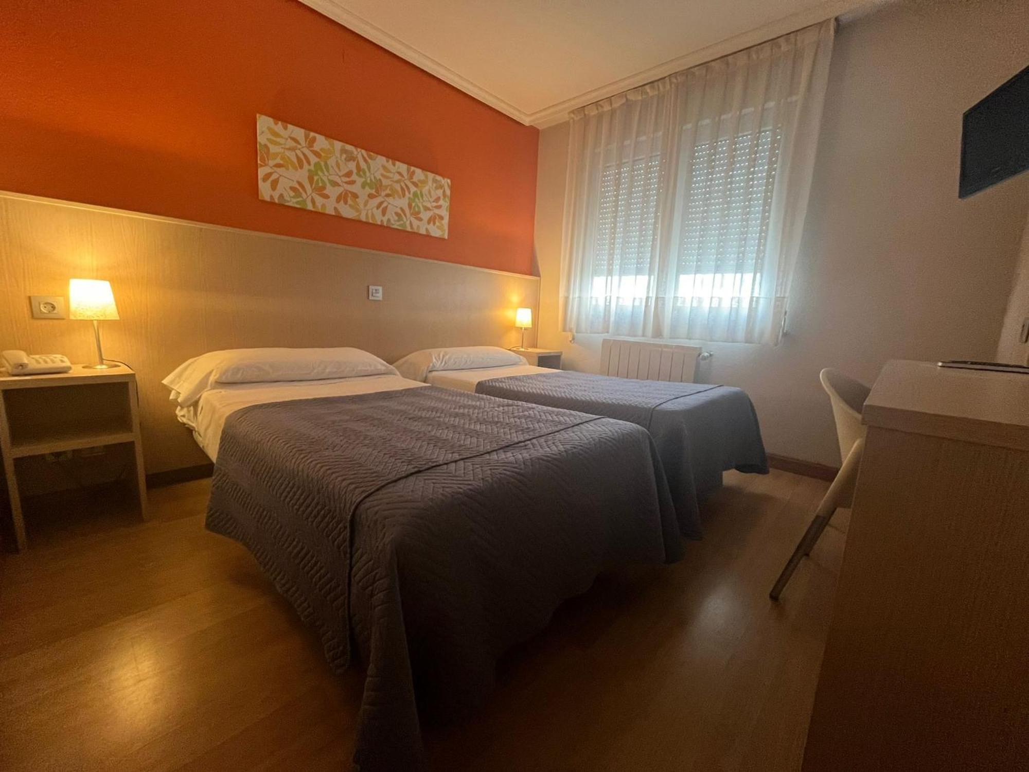 Hotel La Basilica Вента-де-Баньос Экстерьер фото