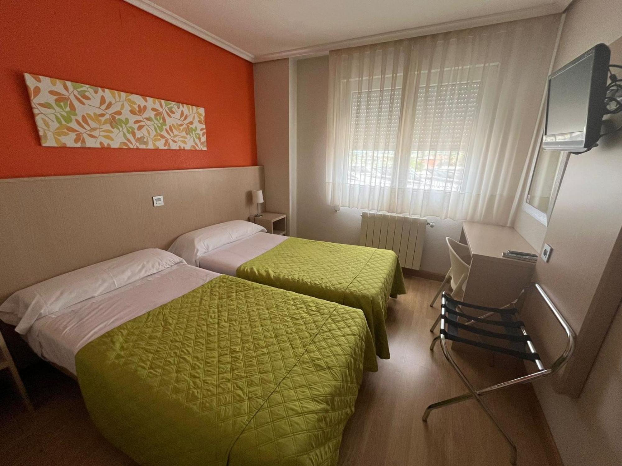 Hotel La Basilica Вента-де-Баньос Экстерьер фото